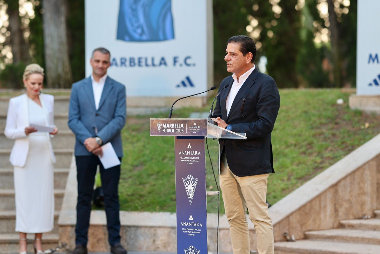 Así son las camisetas del Marbella FC 2025/2026