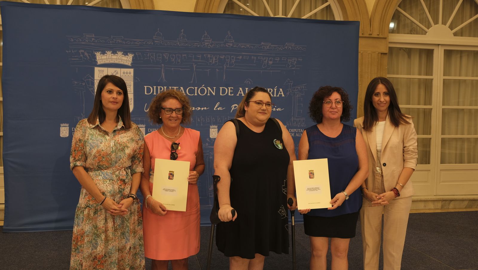 Entrega de ayudas a colectivos sociales en la Diputación de Almería