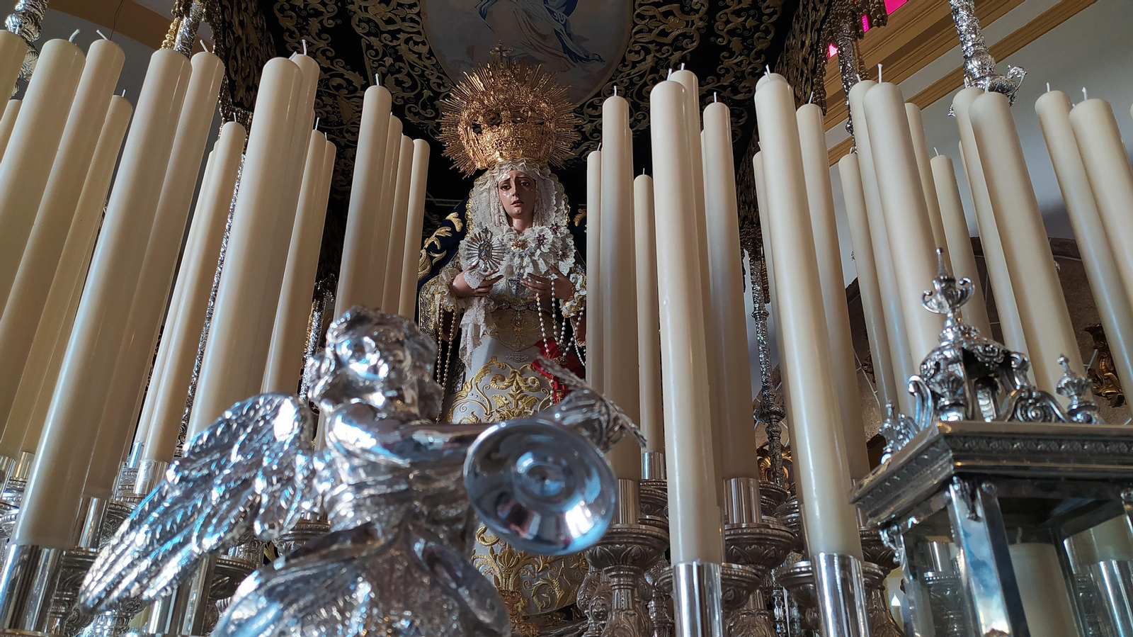 Las vísperas de la Magna Mariana de San Fernando en la iglesia de la Pastora