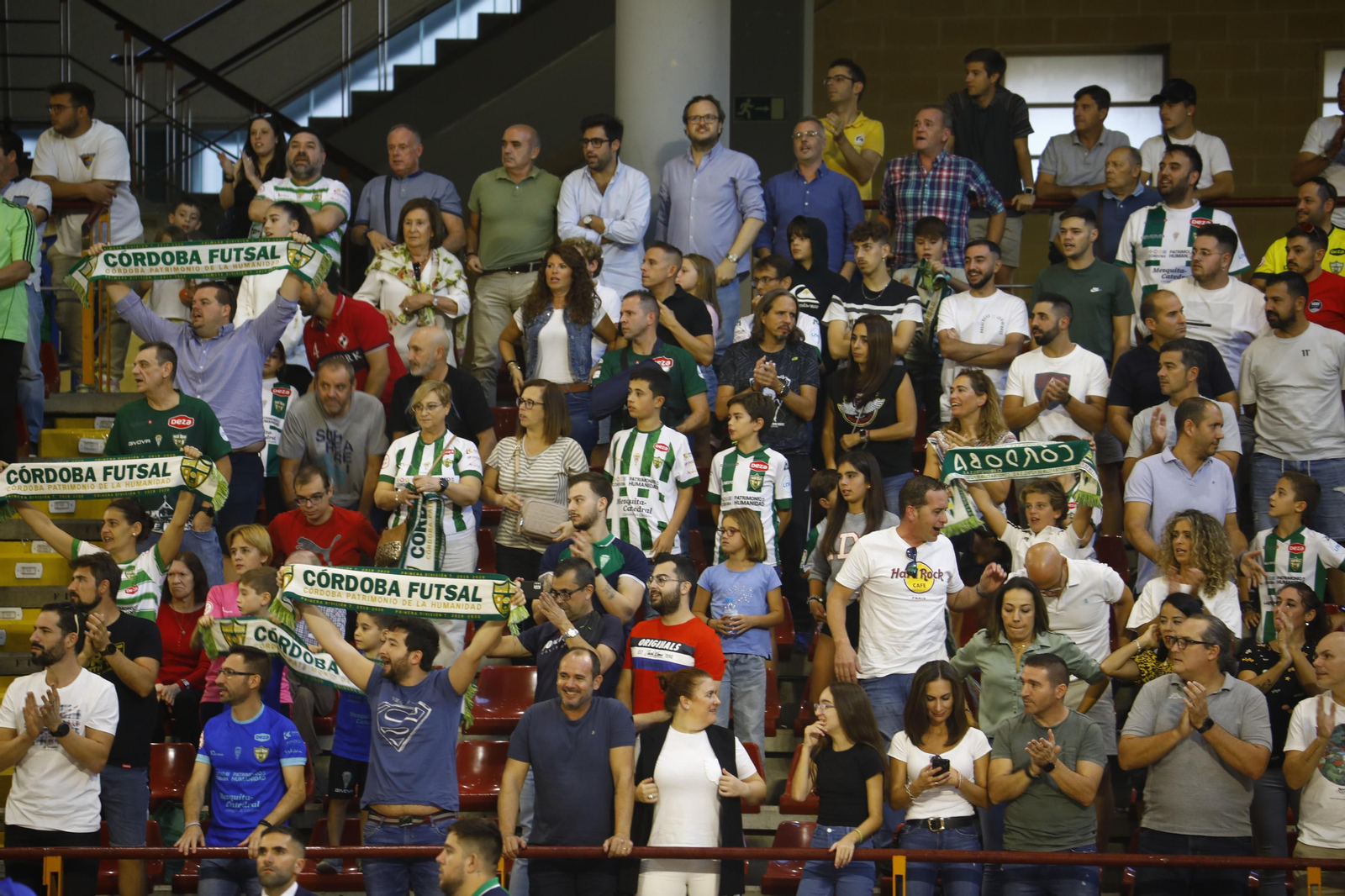 Las imágenes del empate entre el Córdoba Futsal y el Jaén Paraíso Interior