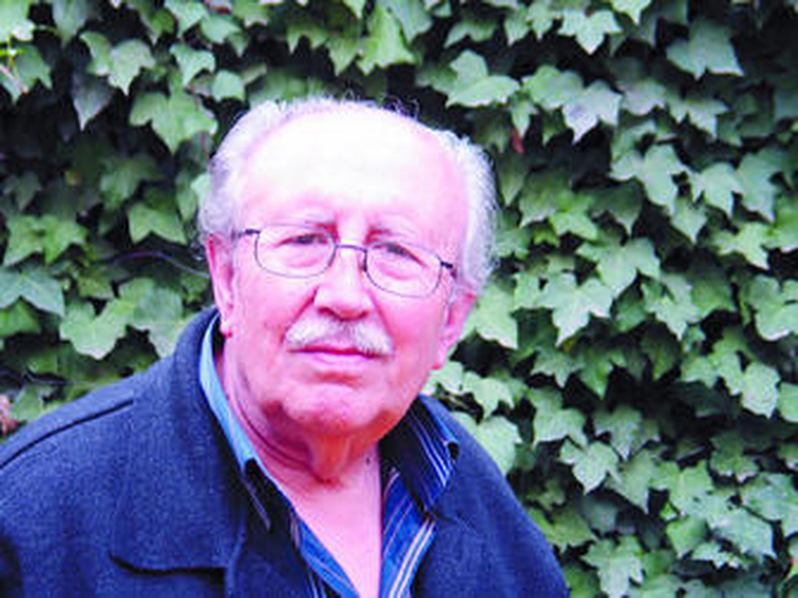 El poeta granadino Rafael Guillén estará en Roquetas el 23 de octubre.