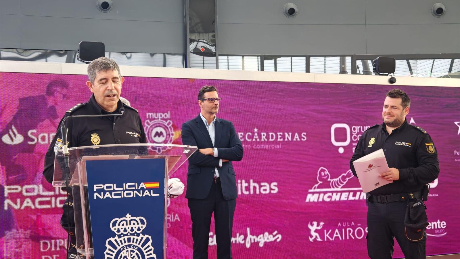 El comisario accidental, Gabriel Pérez Reina, ha ofrecido los principales detalles de la carrera.