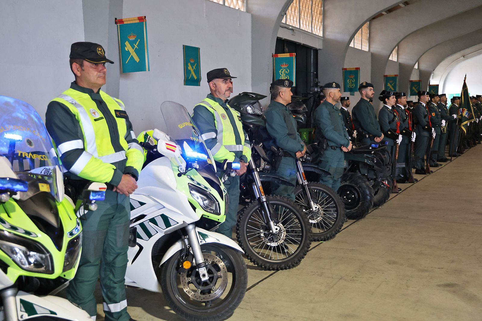 Imágenes de la jura del cargo de Julio Serrano Checa como Jefe de la Comandancia de la Guardia Civil de Huelva