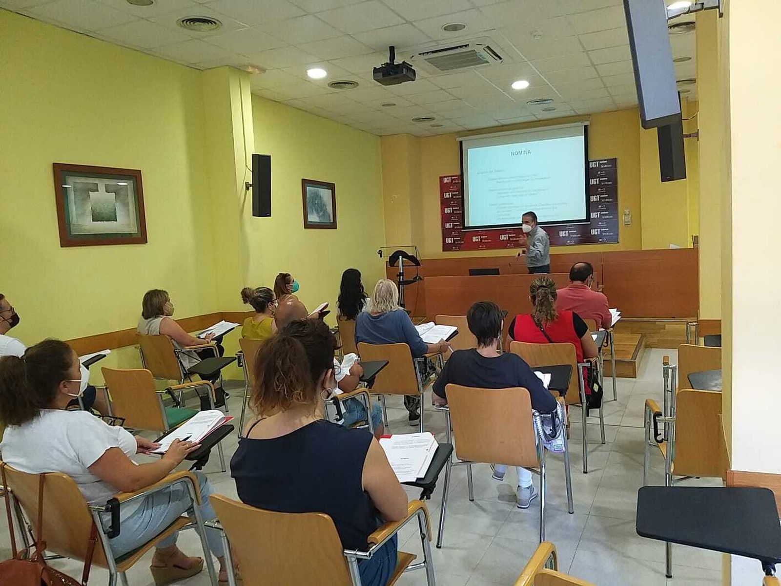 Curso para delegados y delegadas sindicales de UGT Almería.