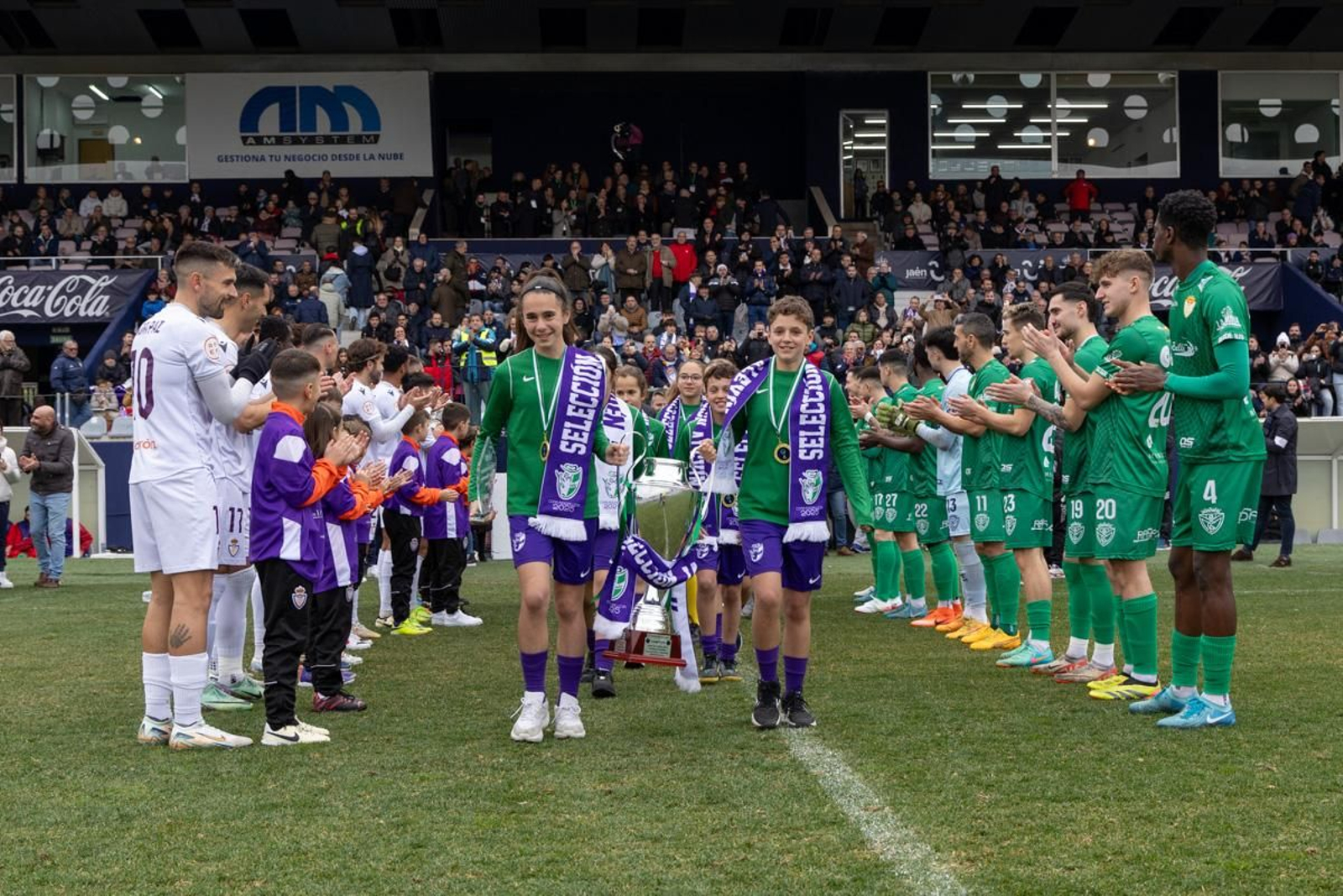 Las mejores imágenes del triunfo del Real Jaén en el derbi ante el Martos CD