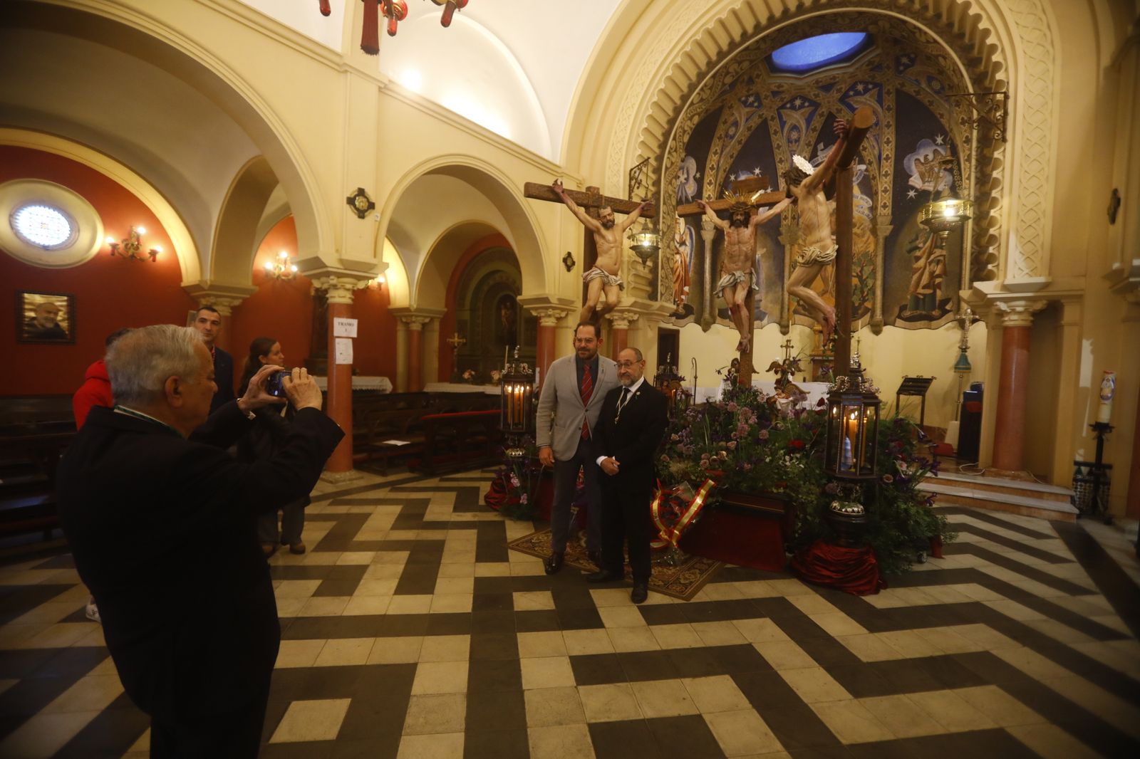 Las mejores imágenes de la hermandad de la Conversión en este Viernes Santo de Córdoba