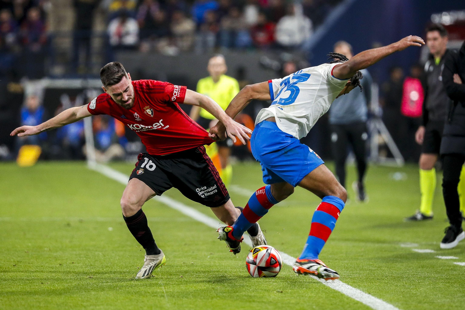 Las fotos del Barcelona - Osasuna de la Supercopa