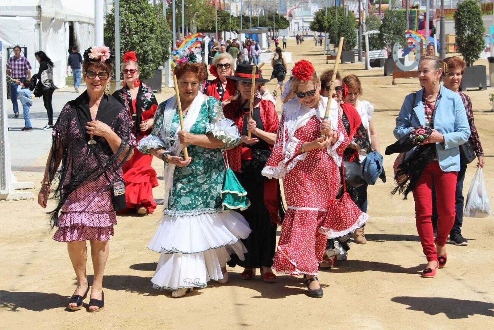 Búscate en las imágenes de la Feria de Vejer 2024