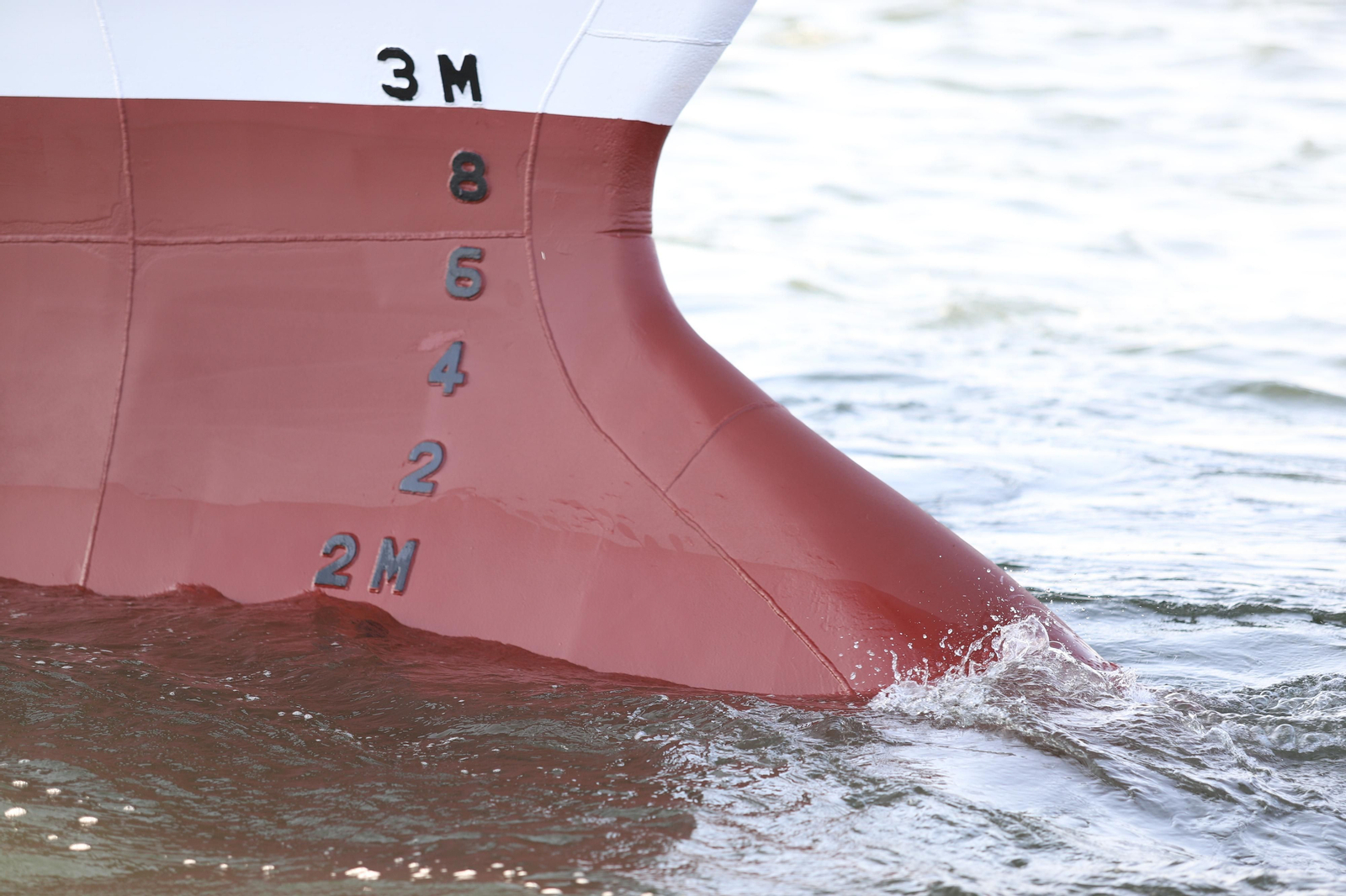 Imágenes de la botadura del barco Al Amir Moulay Abdallah en los astilleros de Huelva