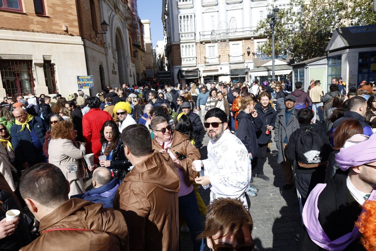 Las mejores imágenes del primer Sábado de Carnaval en Cádiz 2026