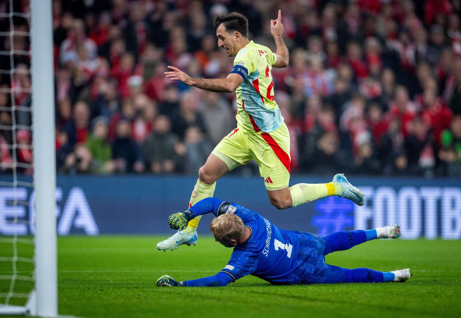 Las fotos del Dinamarca - España