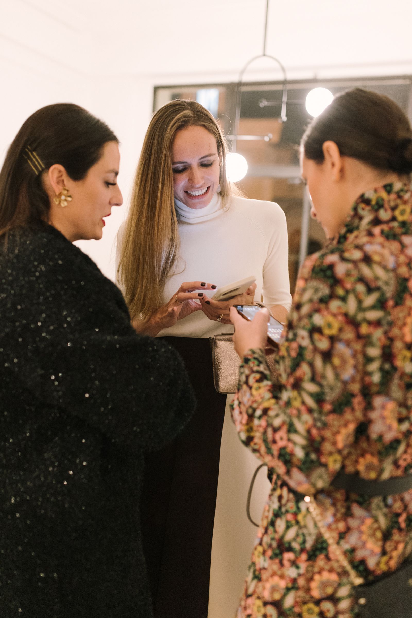 Weddings With Love reúne a artistas, empresarios e influencers en un evento solidario, todas las imágenes