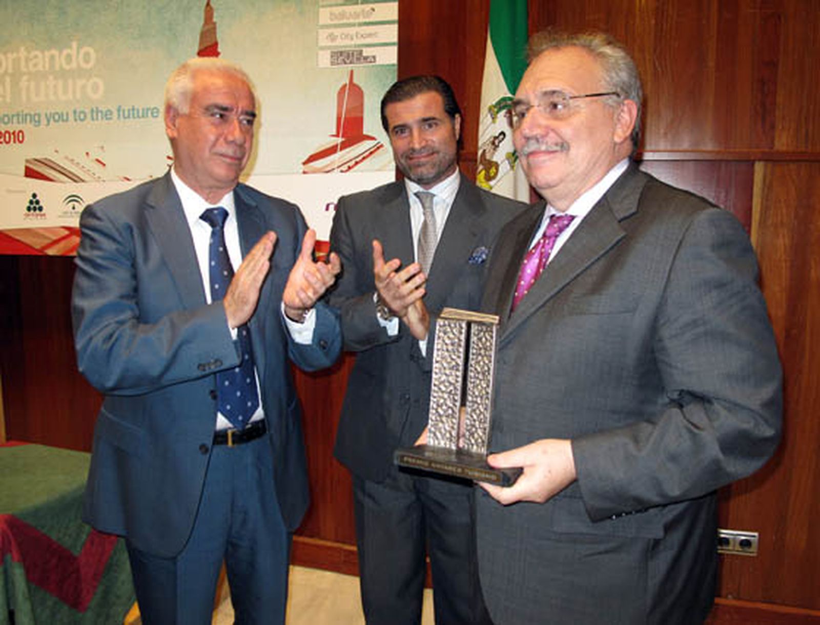 Antares premia la excelencia turística del AVE