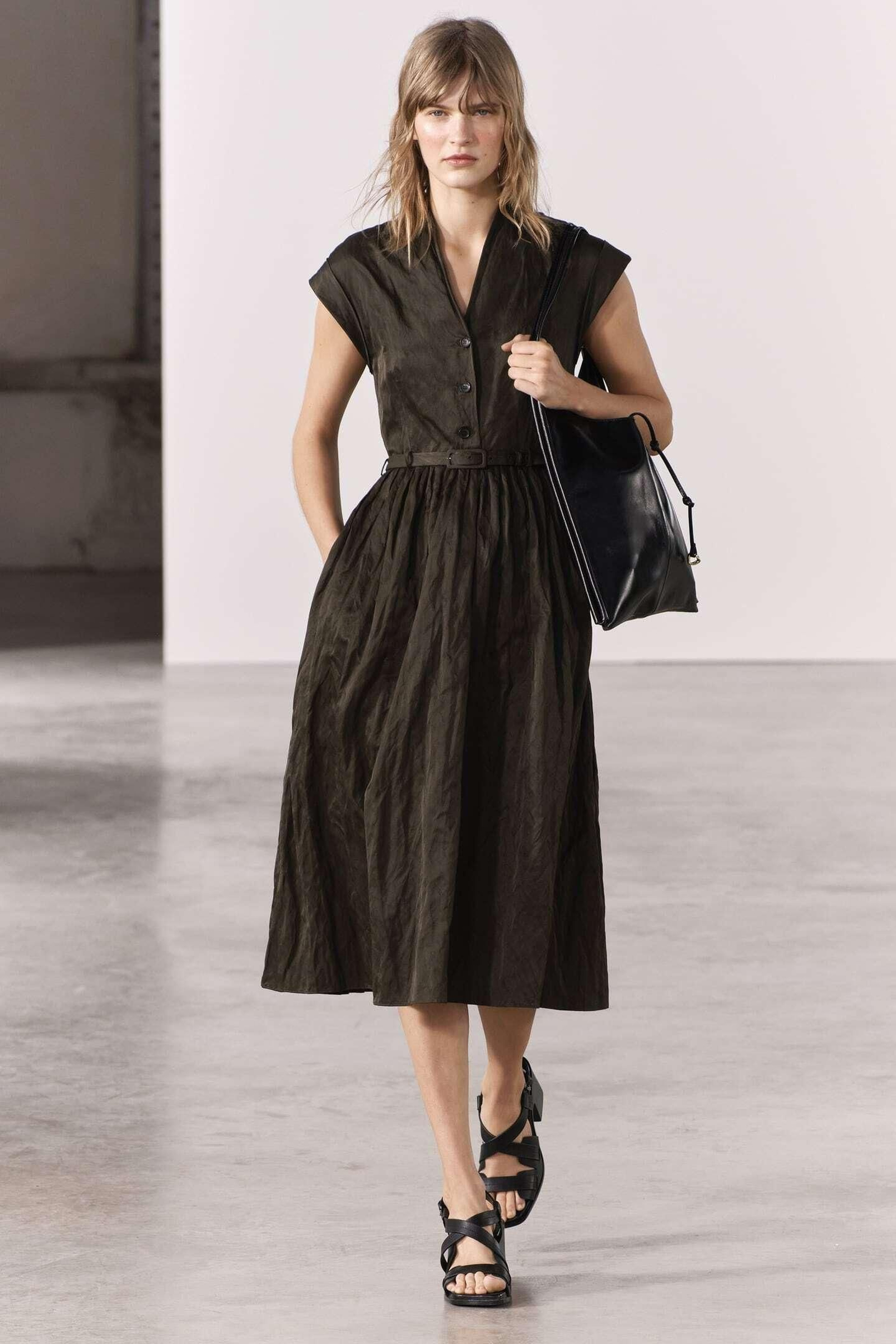 Vestido camisero de Zara. Vestido camisero de Zara.