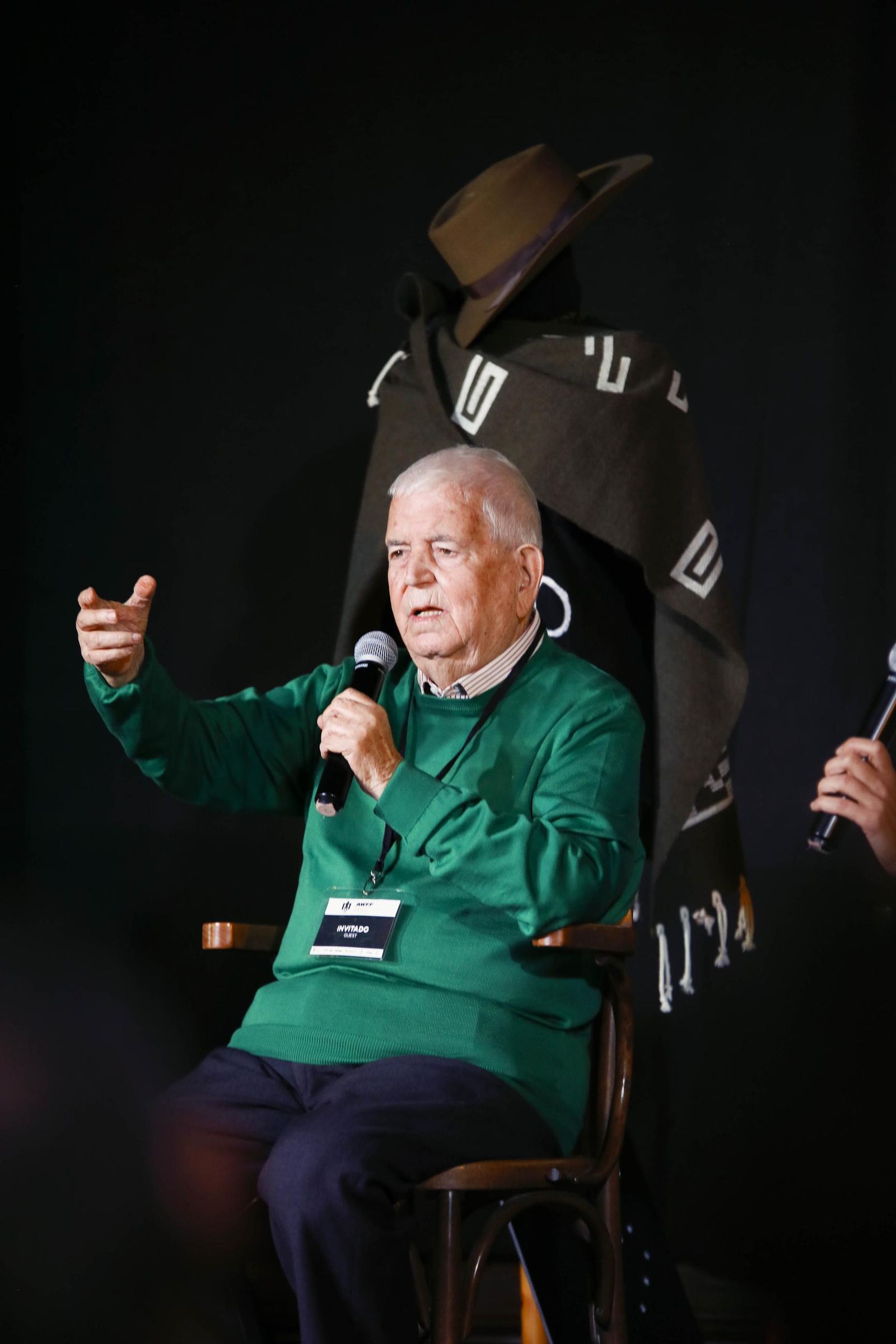 Las imágenes del premio desierto de Tabernas a Eugenio Alabiso en el Almería Western Film Festival