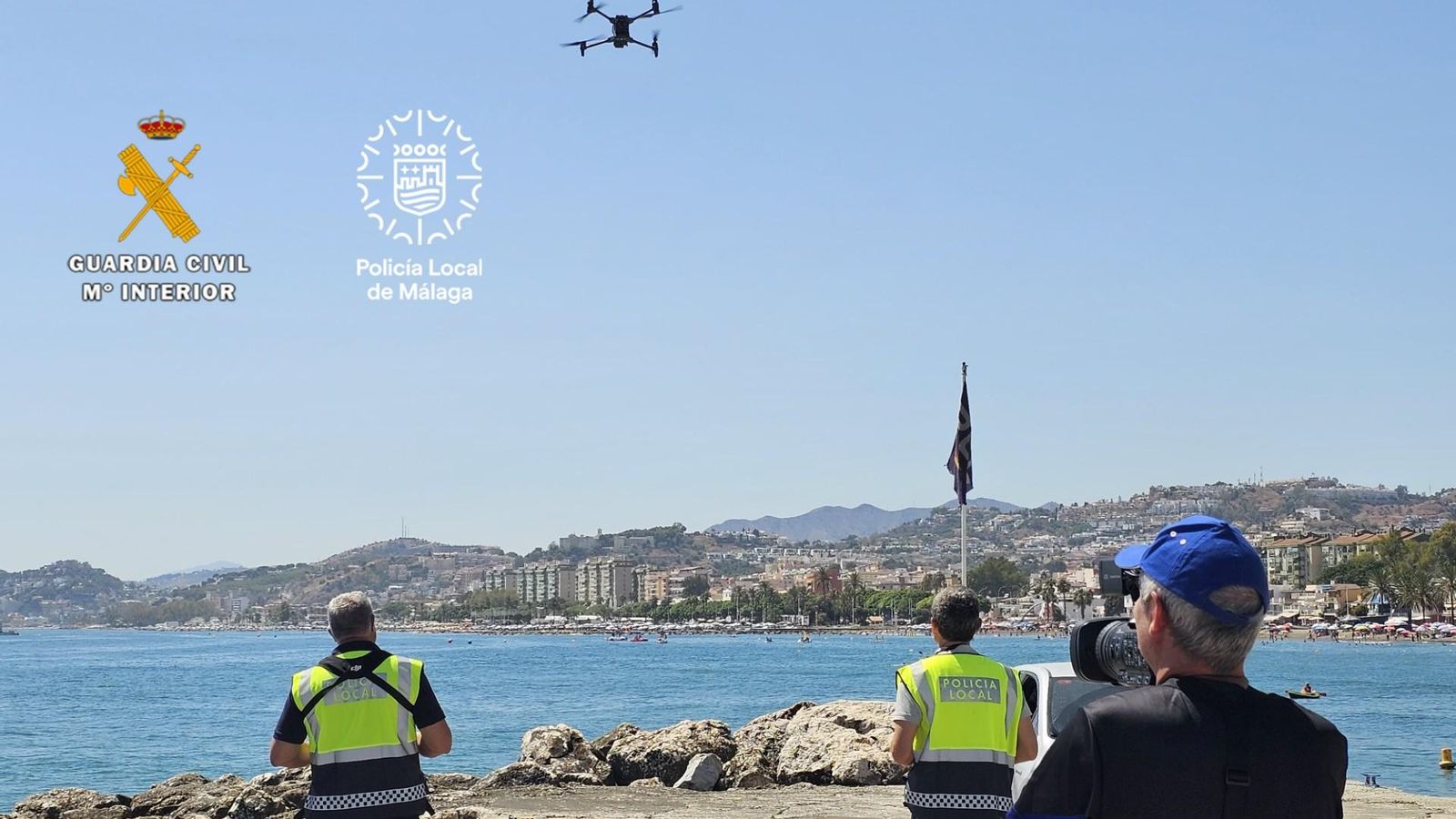 Vigilancia de la costa de Málaga desde un dron. Vigilancia de la costa de Málaga desde un dron.
