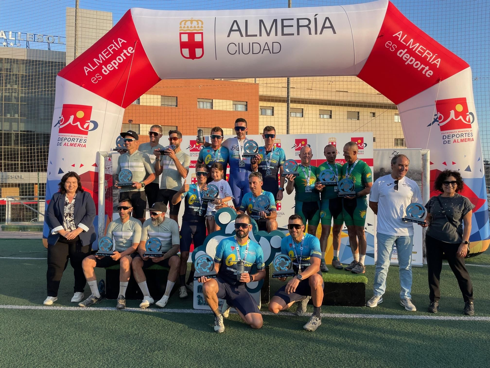 Otro de los podios de la Mozárabe Bike Race que tuvo lugar durante el pasado fin de semana.