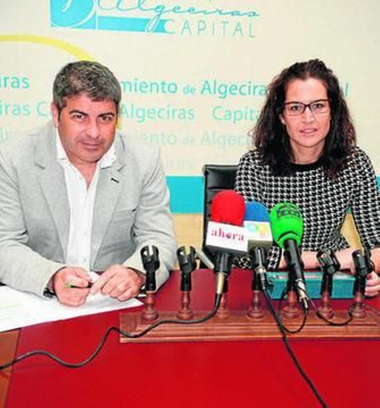 Imagen de Rafael Luque y Paula Conesa, ayer.