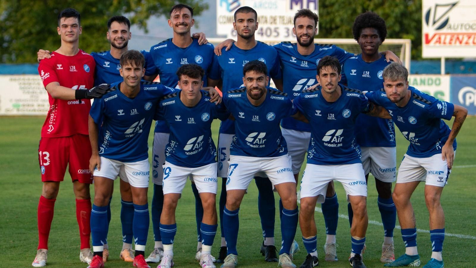 Once inicial del Xerez DFC en el Antonio Gallardo frente al Arcos. Once inicial del Xerez DFC en el Antonio Gallardo frente al Arcos.