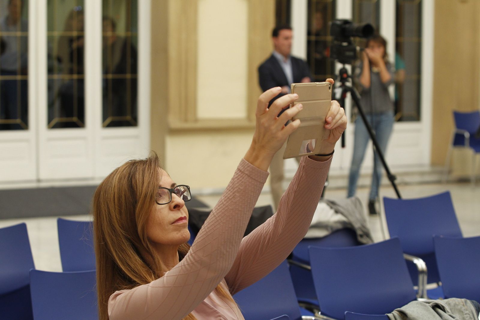 Las imágenes de Melani Olivares y Rubén Cortada