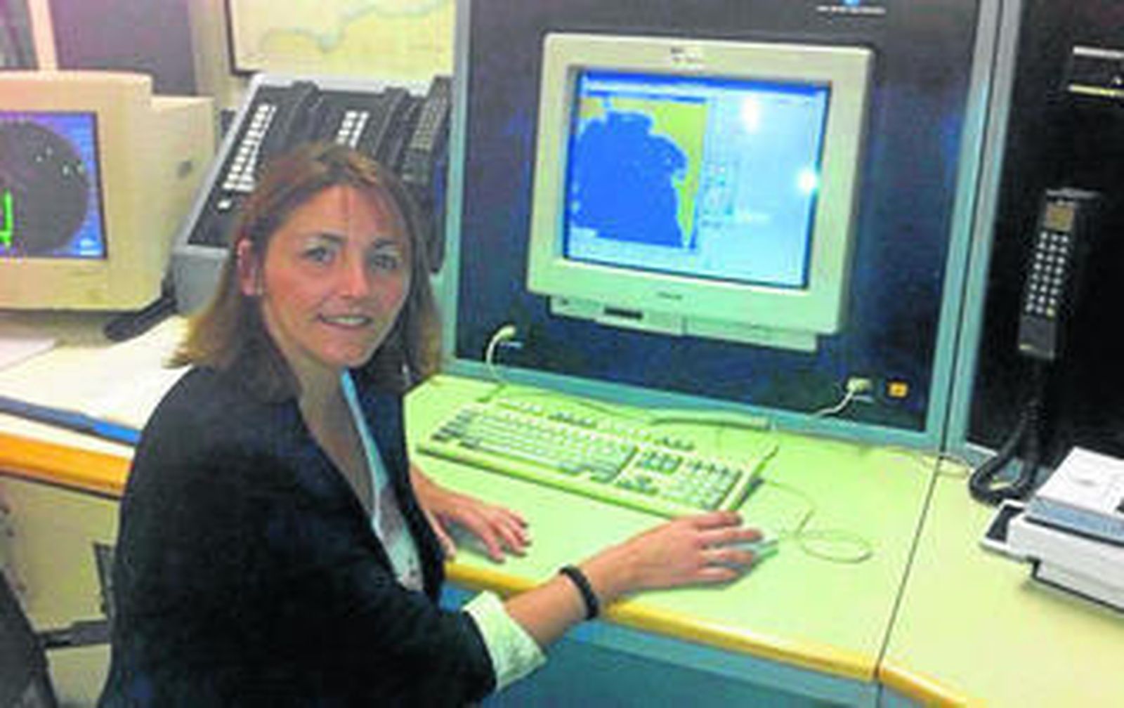 Nieves Endrina Sánchez, ayer en el simulador de navegación de la UCA.