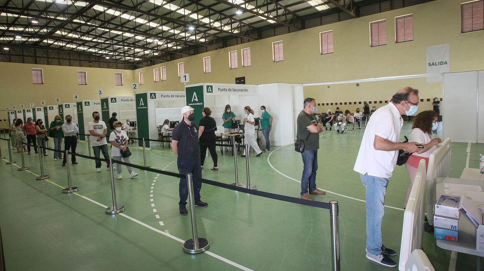 Punto de vacunación en el Vega Veguita, este miércoles.