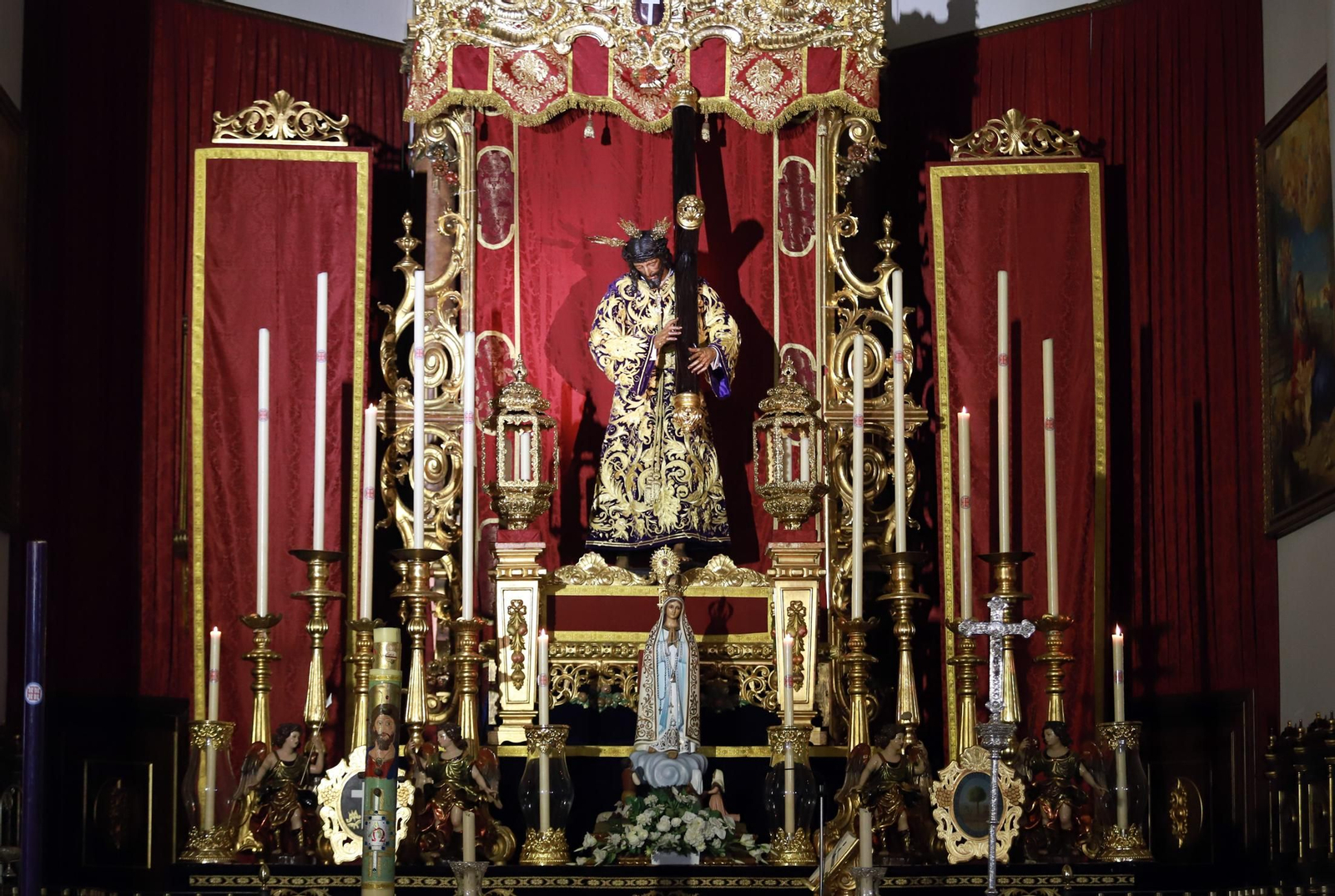 Imágenes de la desescalada en Huelva, primeras horas de la jornada de la fase uno en las calles de la ciudad.