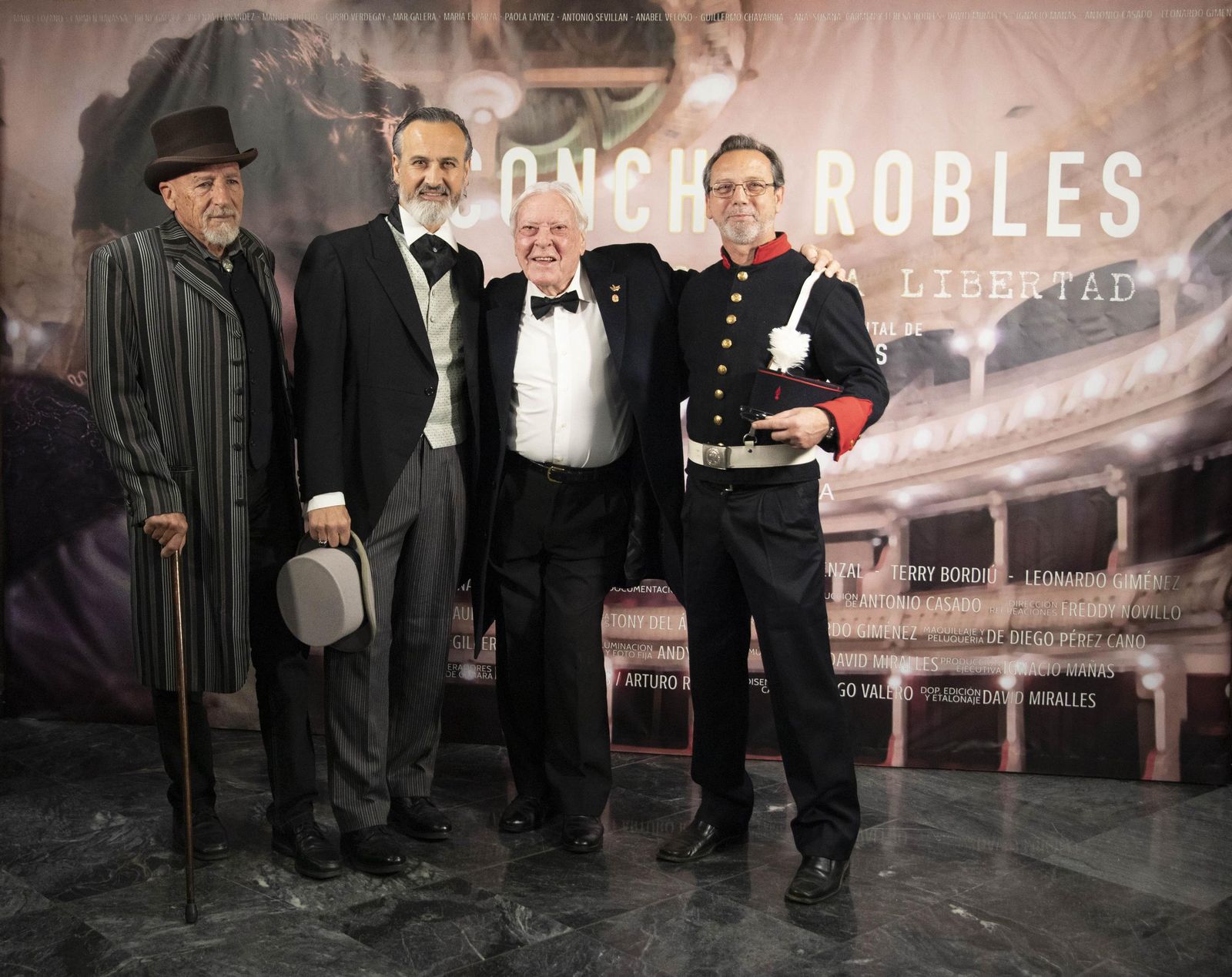 El estreno en Almería del largometraje documental "Concha Robles", en imágenes