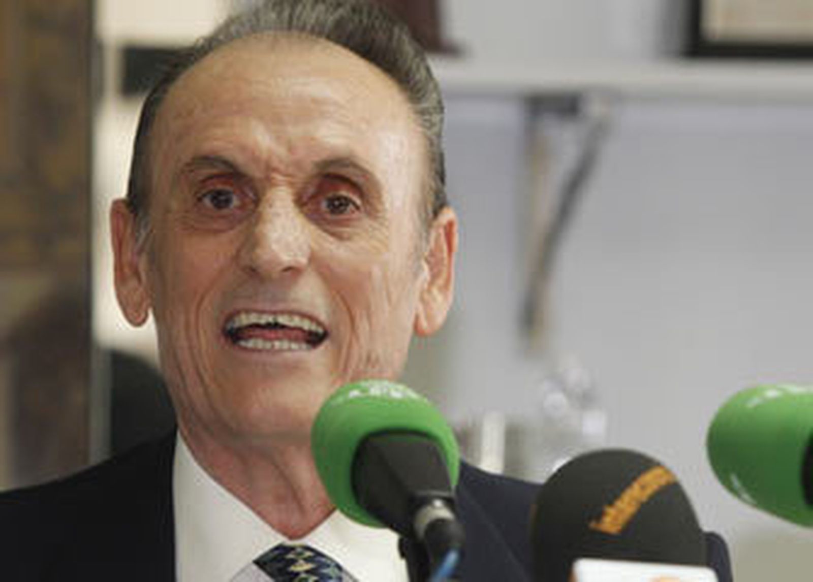 Lopera será juzgado por apropiación indebida a partir de abril de 2017