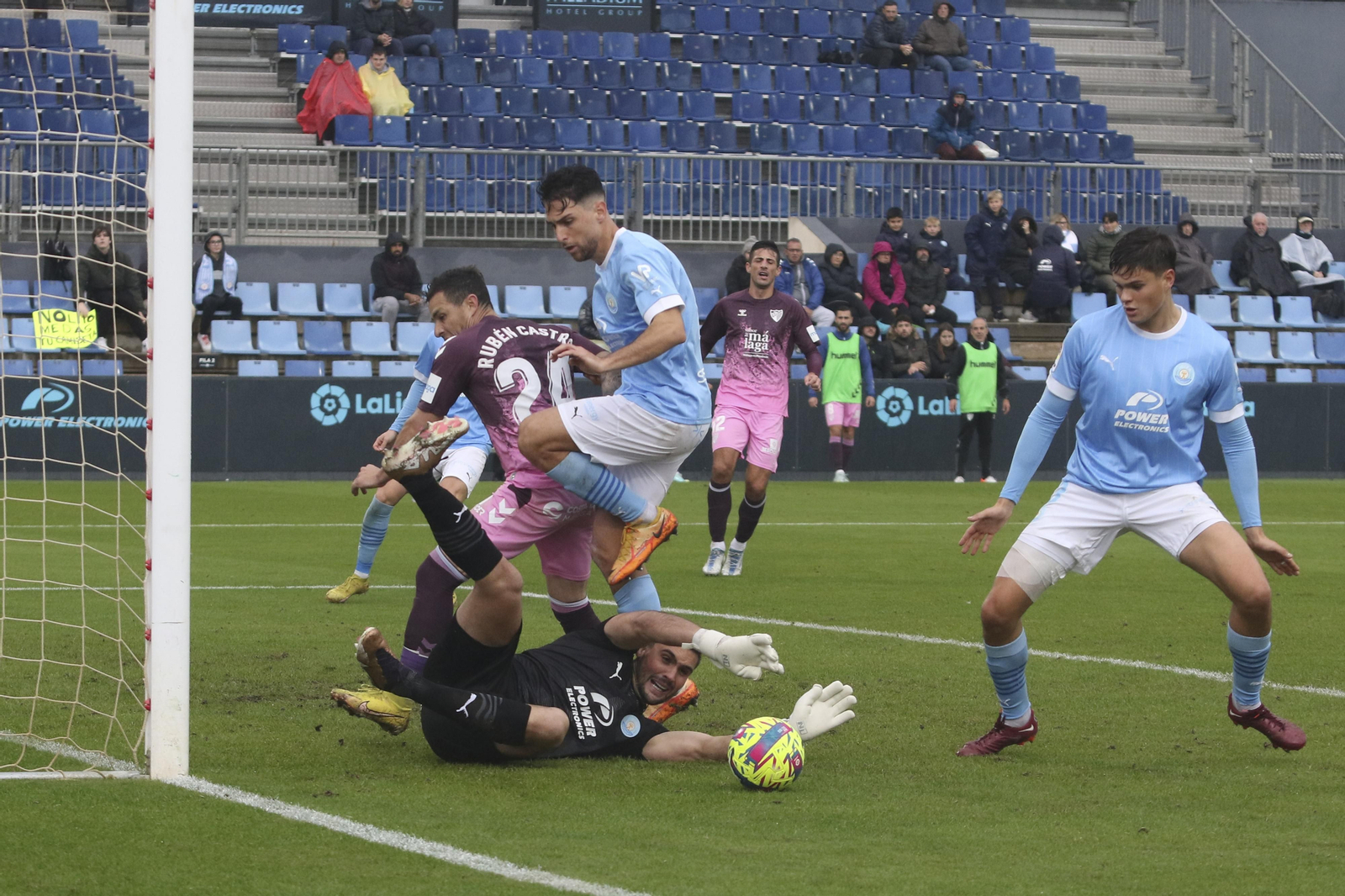 El Ibiza - Málaga CF, en fotos