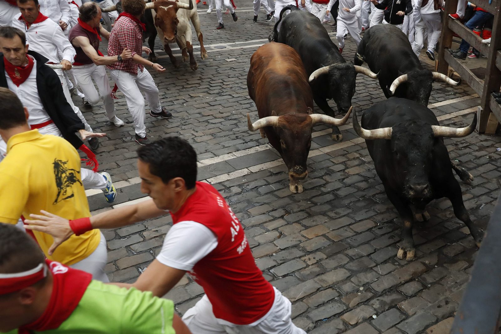 Las imágenes del último encierro de los sanfermines