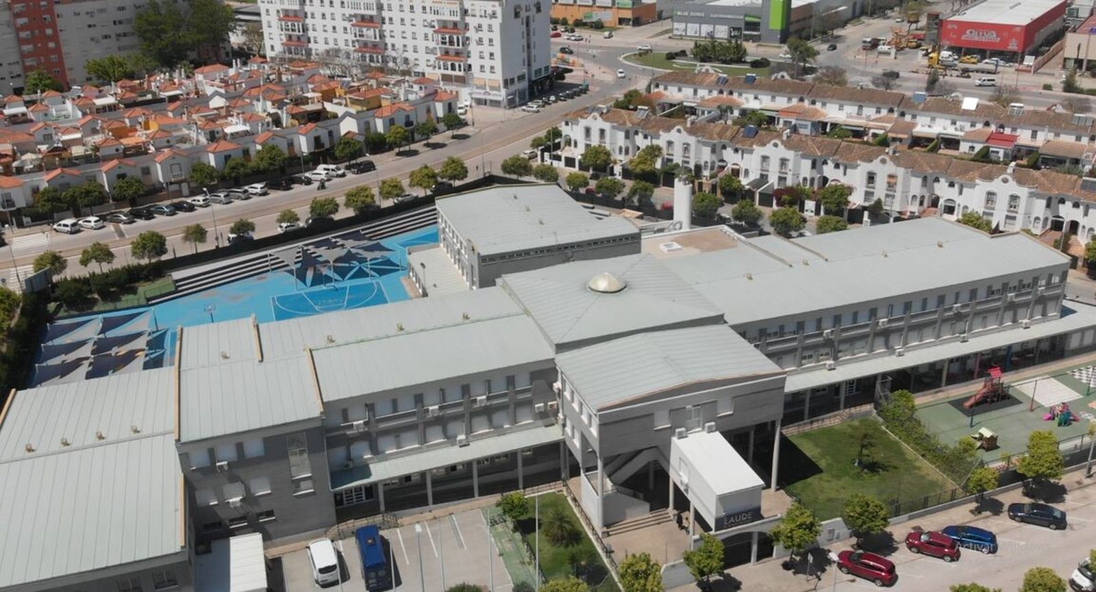 Una imagen cenital del Altillo International School.