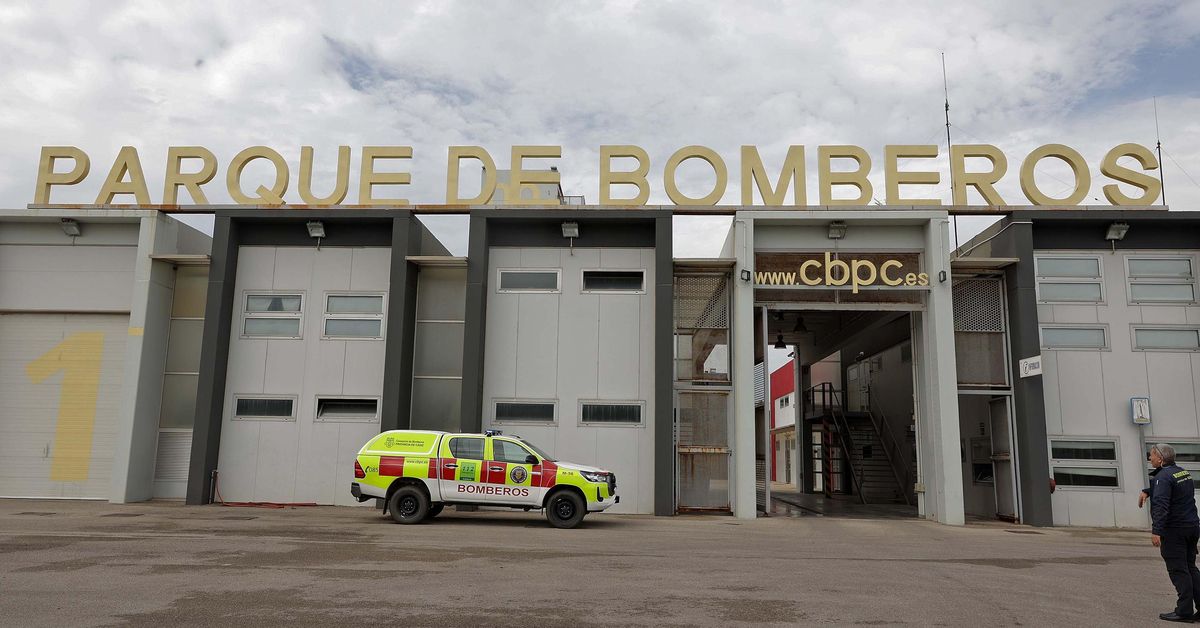 Un joven de 21 años, al hospital de Algeciras tras inhalar humo en el ...