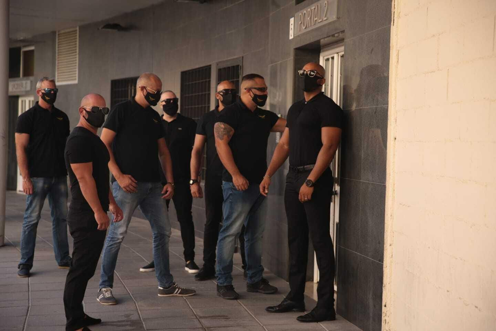 Trabajadores de una empresa de desalojos exprés