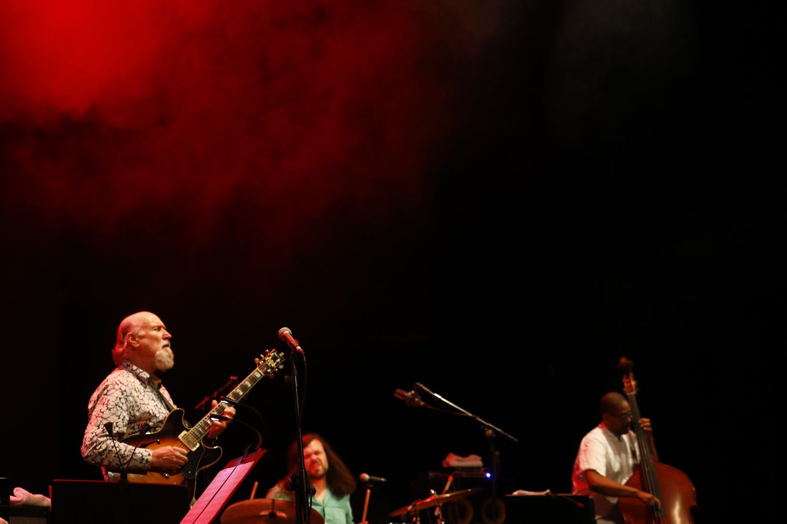 El concierto de John Scofield en el Festival de la Guitarra de Córdoba, en imágenes