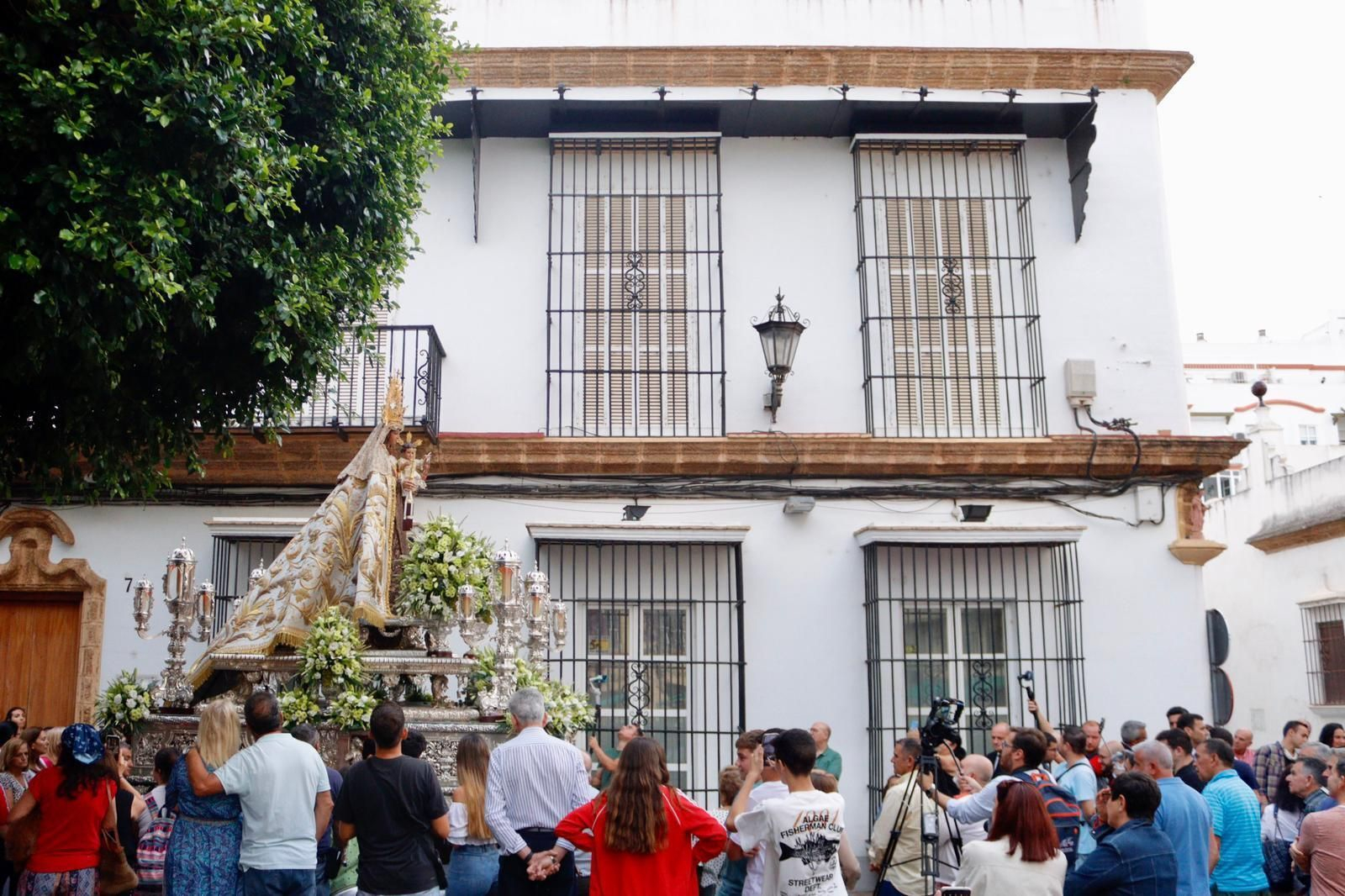 La Virgen del Carmen se traslada a la Iglesia Mayor para participar en el Corpus de San Fernando