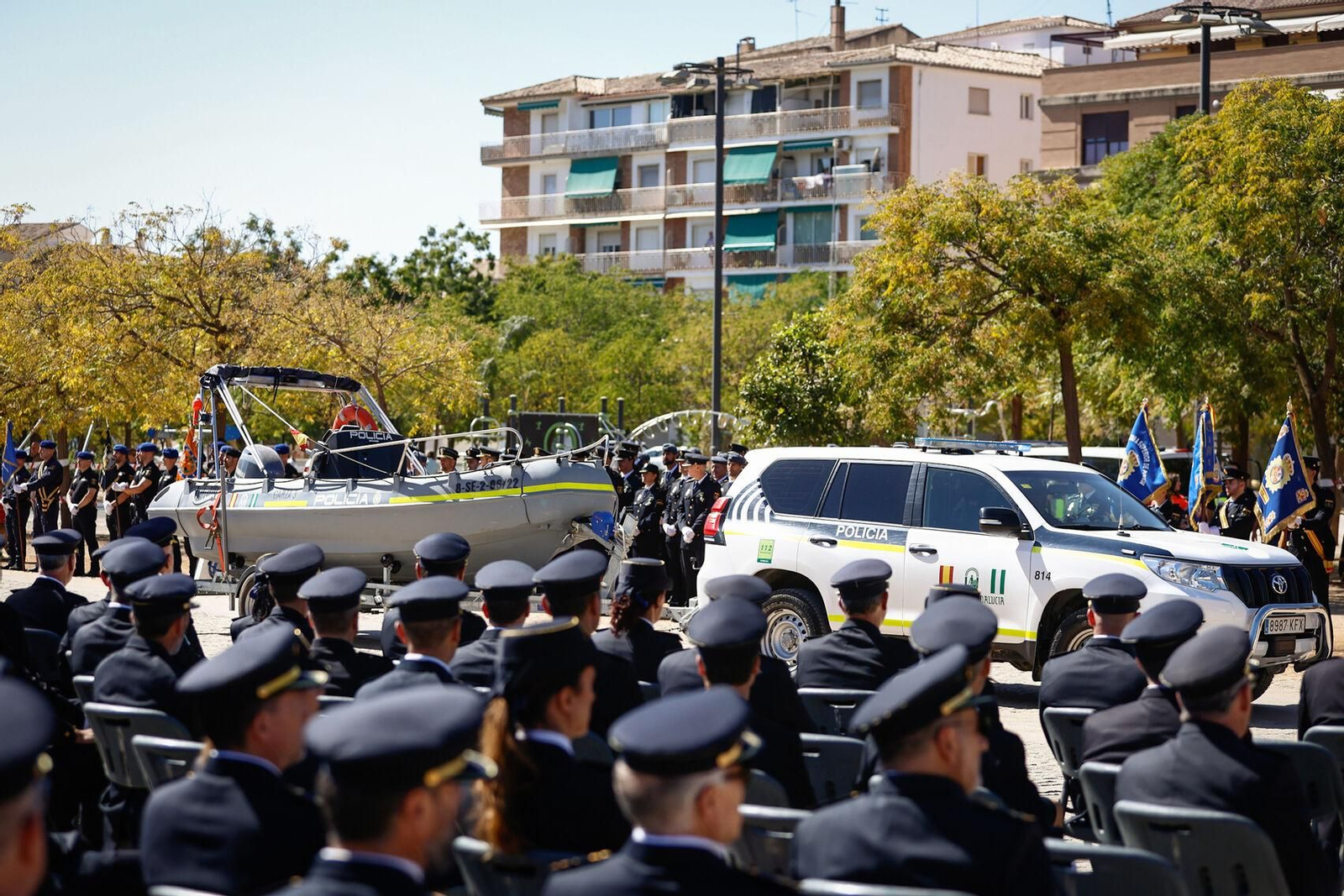 Todas las imágenes: así se ha vivido en Granada el Día de la Policía Nacional