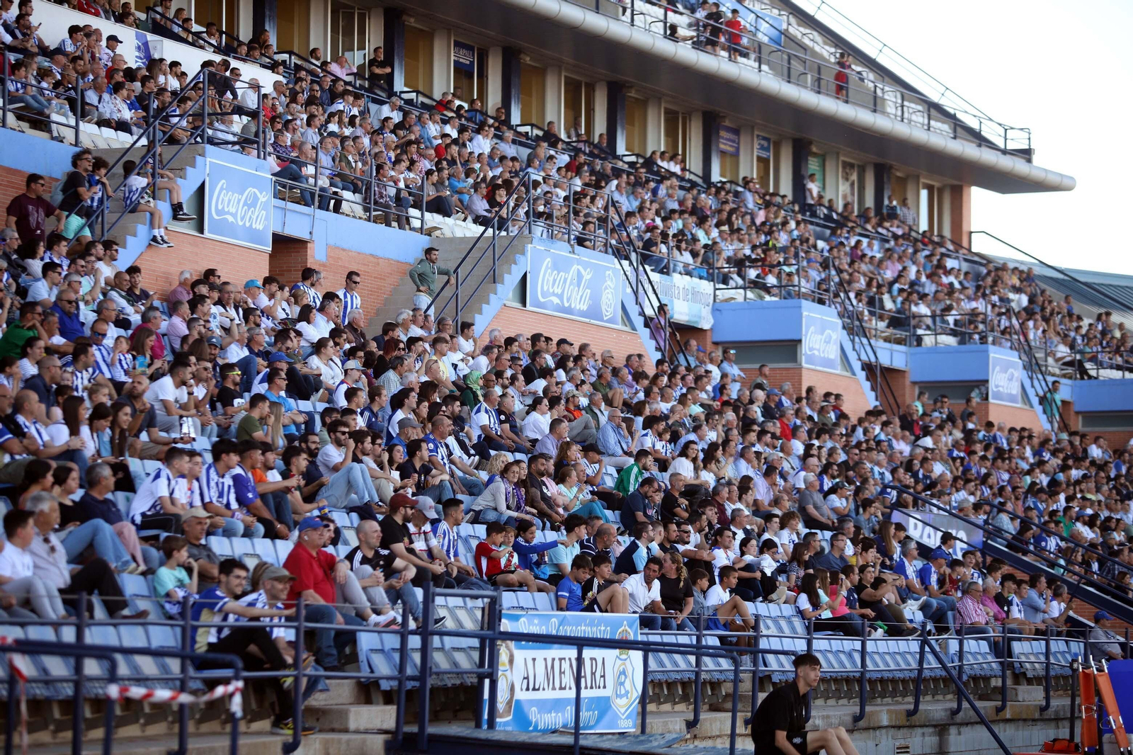 Imágenes del ambiente en el Recre-Jerez