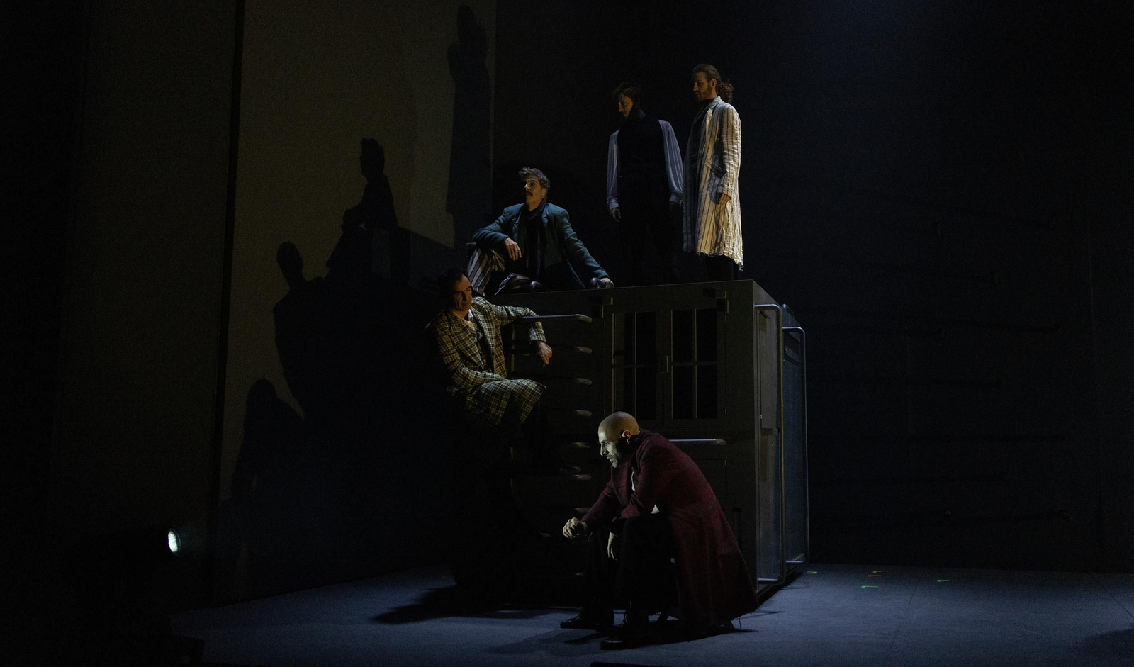 El espectáculo teatral Forever Van Gogh aterriza en el Cartuja Center de Sevilla, todas las fotos