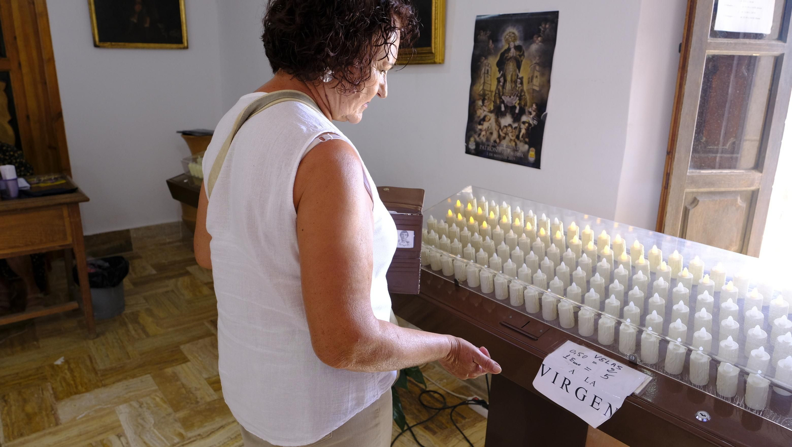 La Virgen del Saliente es venerada por los fieles en su Santuario