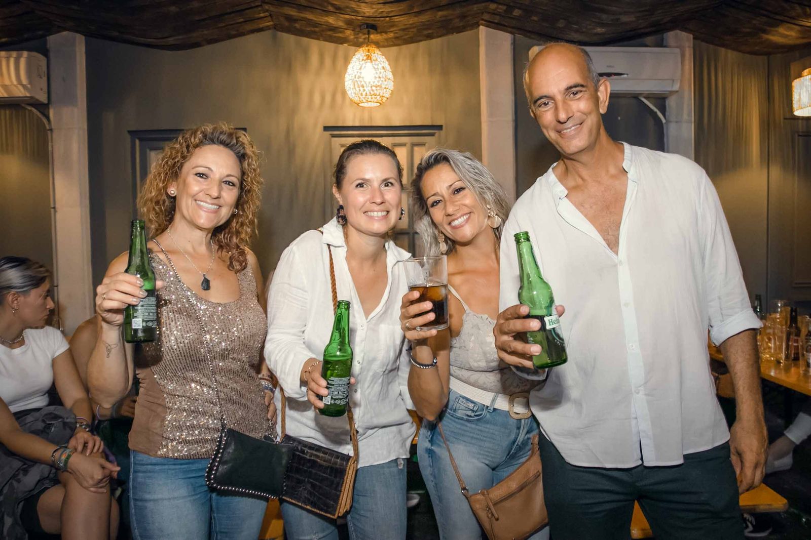 Búscate en el OktoberFest de Plaza Canterbury del sábado 8