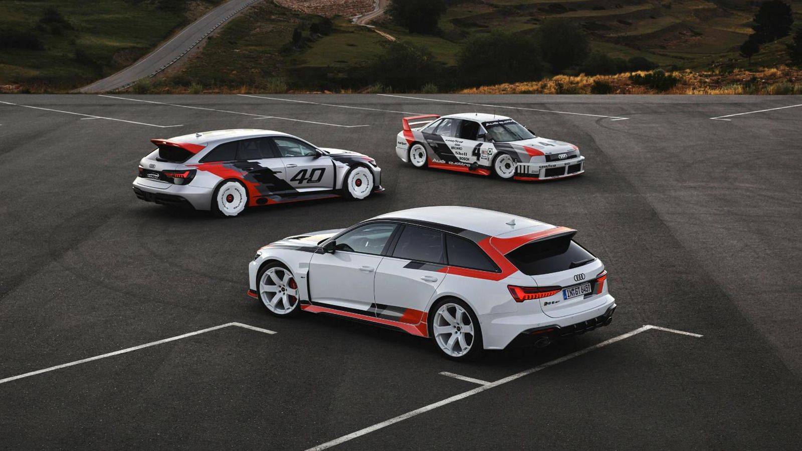 Esta edición especial del RS 6 está desarrollada a partir de un prototipo, el RS 6 GTO; y éste se inspira en el 90 quattro IMSA GTO con el que Audi compitió en los circuitos americanos en 1989.