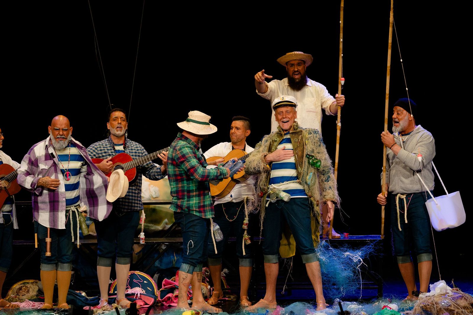 Búscate entre las mejores imágenes de la sexta sesión de cuartos de final del COAC 2026