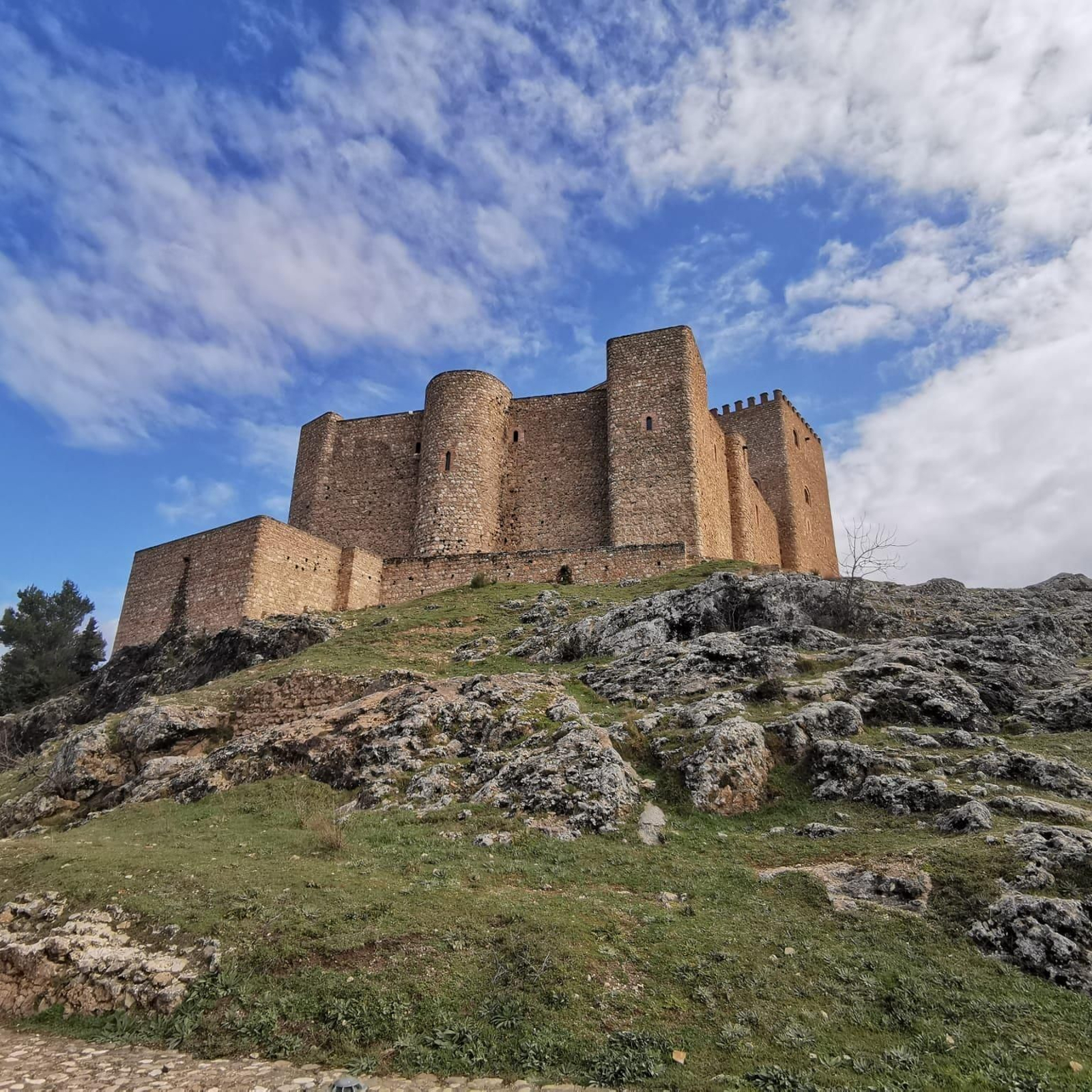 Este es el castillo más alto de toda la provincia de Jaén