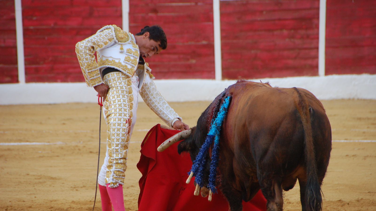 Ureña torea al natural