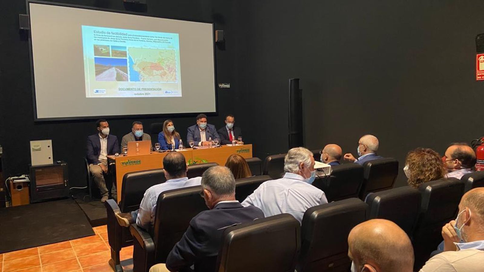 La Diputación presentó en Olvera el estudio de viabilidad para la ampliación de la Vía Verde a Jerez