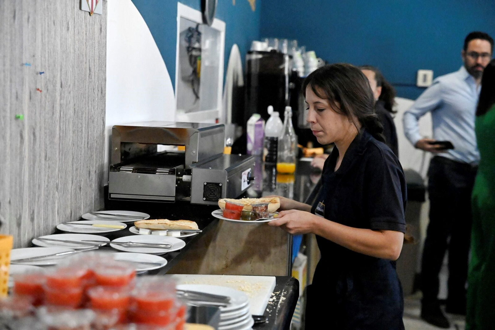 El proyecto de formación y experiencia profesional de Prode en la cafetería del Parque Joyero, en imágenes