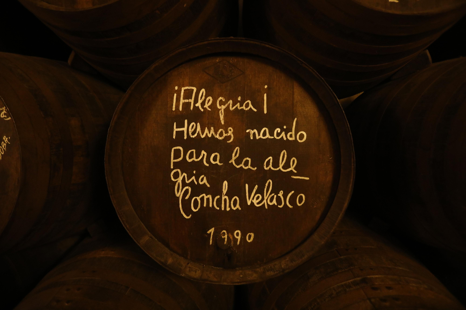 En fotos, visitamos el restaurante de Córdoba con más autógrafos de famosos