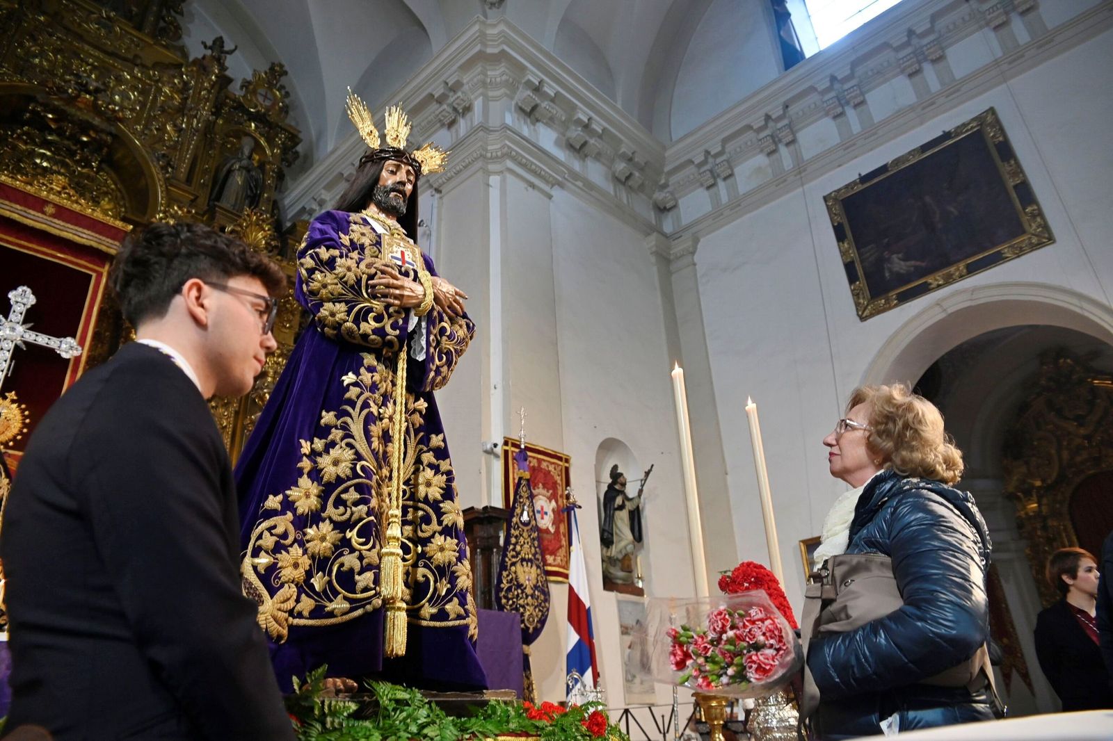 El besapiés del Señor de Córdoba, en imágenes