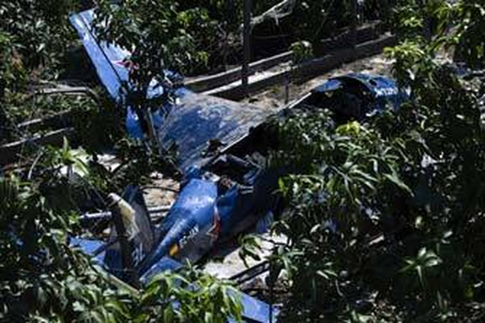 Fallecen los dos tripulantes de una avioneta en Vélez-Málaga